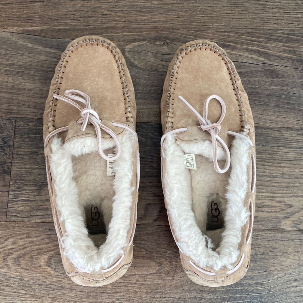 Ugg Dakota Woman’s Slippers